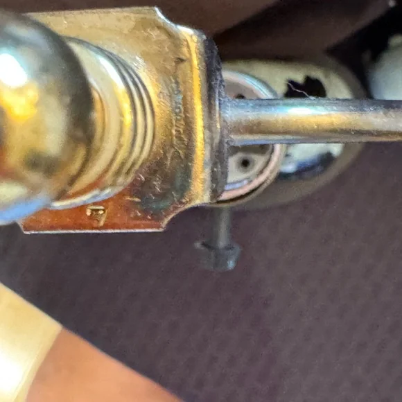 Staffordshire dog lamp and 2 dog figurines - Picture 8 of 9